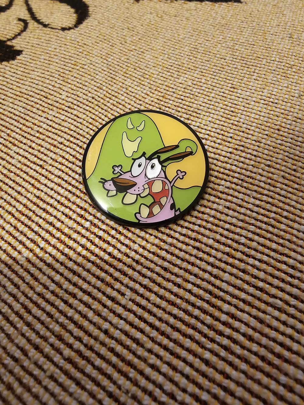 Courage the Cowardly Dog Ghost Glow-in-the-dark Enamel Pin